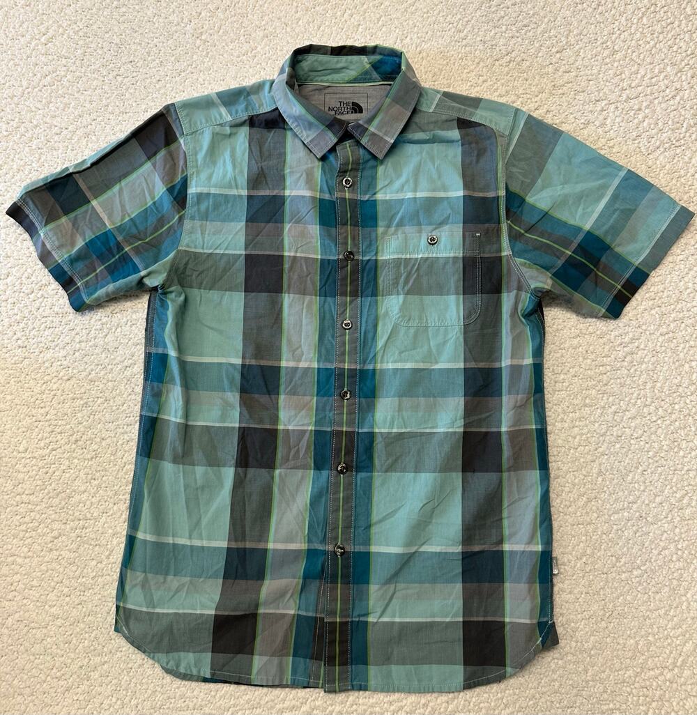 The North Face Mens Short Sleeve Button Down Shirt Small